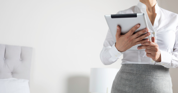 A female inspector auditing 